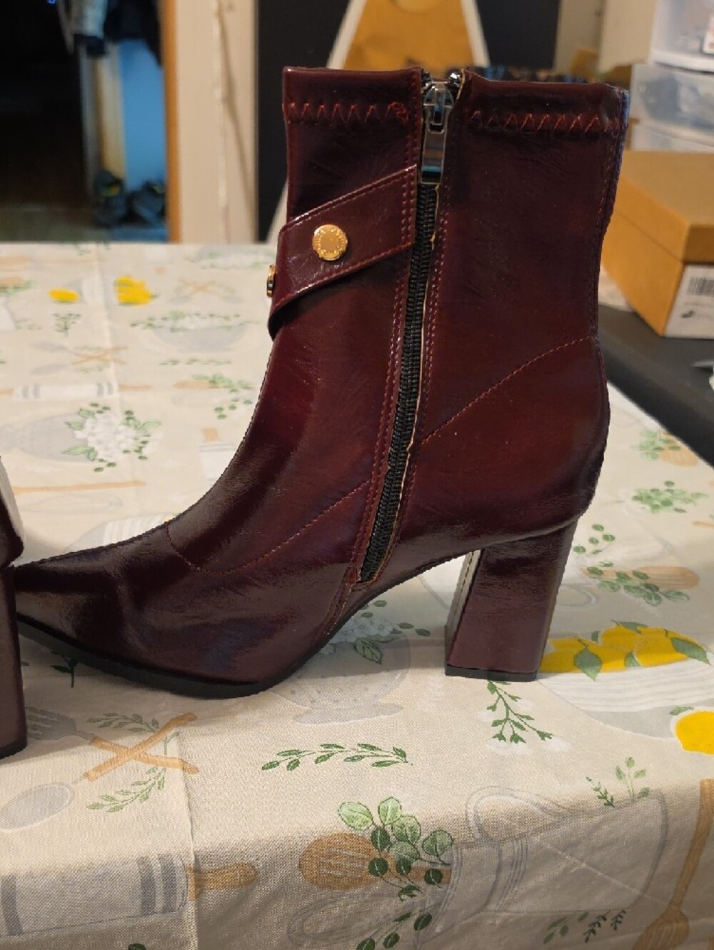 Women's Burgundy Pointed Toe Block Heel Ankle Boot - Picture 2 of 6